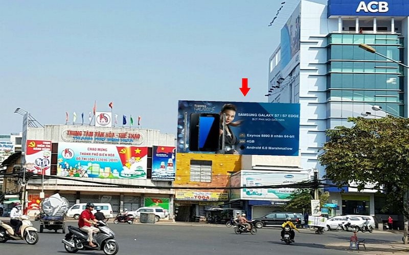 Billboard quảng cáo điện tử