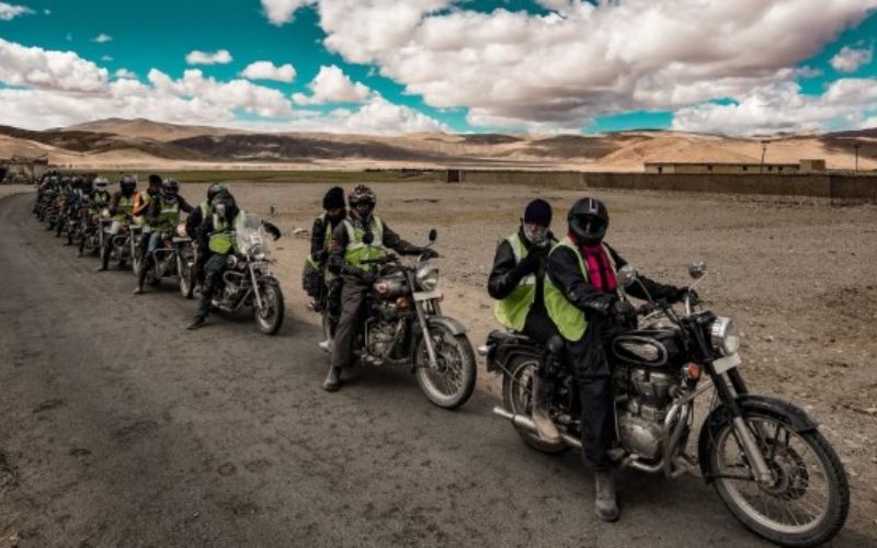 tiêu chí đánh giá đơn vị tổ chức tour phượt xe máy uy tín