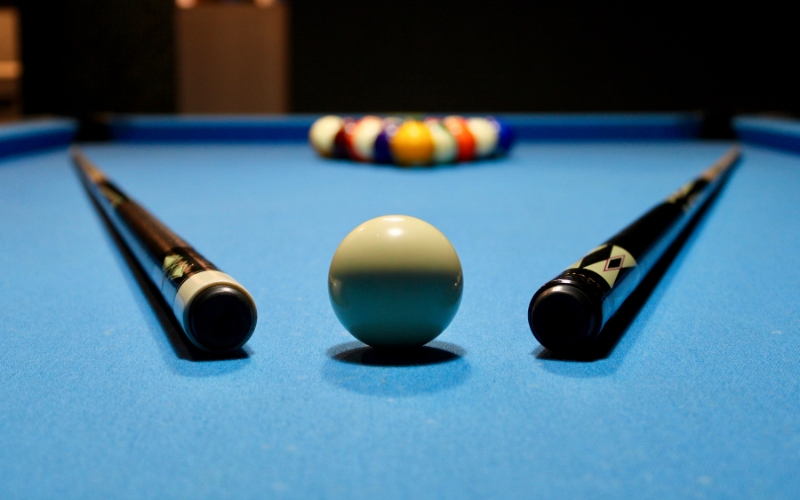 Chọn mặt bàn bida có độ phẳng và độ dày đạt tiêu chuẩn