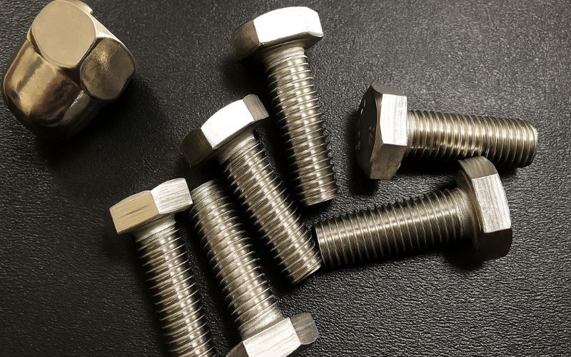 tiêu chuẩn kỹ thuật của bu lông M18